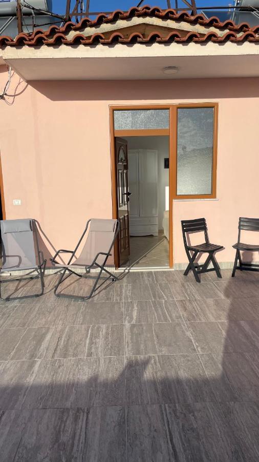 Vila Osmenaj Rent Room Or Apartment Vlorë Exterior foto