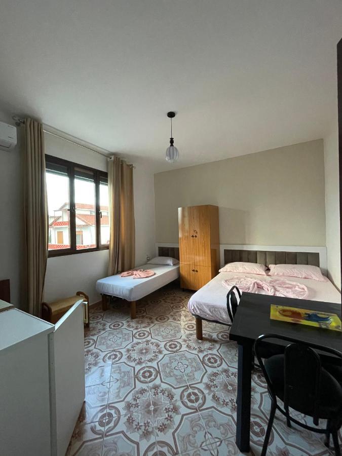 Vila Osmenaj Rent Room Or Apartment Vlorë Exterior foto