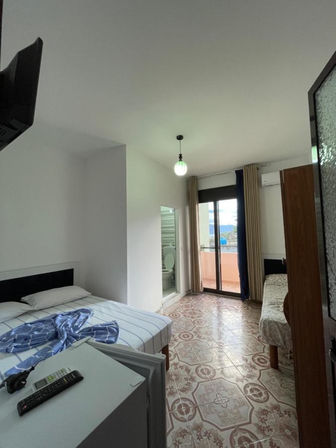 Vila Osmenaj Rent Room Or Apartment Vlorë Exterior foto